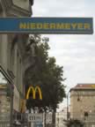 MacDonalds-Vienna.jpg (22kb)